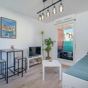 Appartement Air-conditioned Terrace Gare St Charles, Marseille